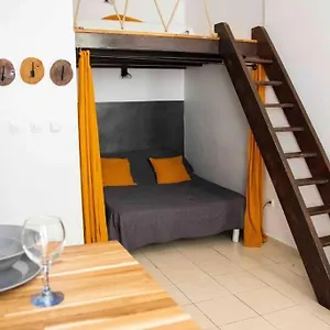 Appartement Tout Equipe Au Coeur Du Vieux Port, Marseille
